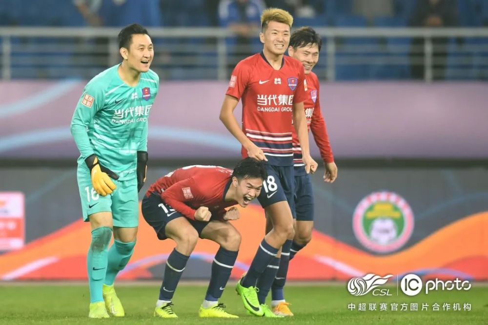 中超赛程吃紧，夏洛特黄蜂加时末段主帅复盘，态度坚定，数据趋势出现新变化的简单介绍