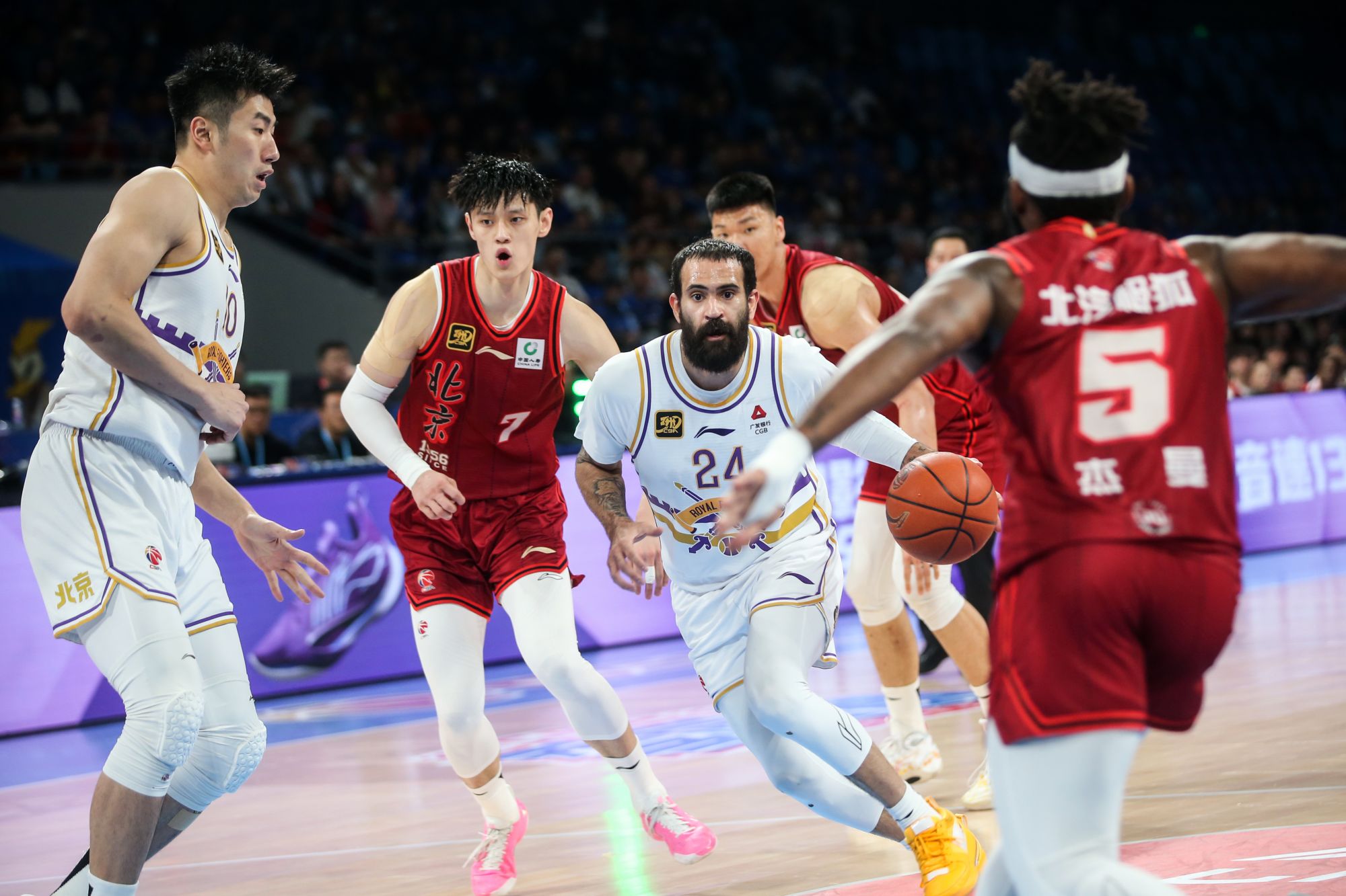 赛前葡萄牙体育调整名单以备CBA季后赛，外线爆发环节打磨，话题不断，训练强度明显提升的简单介绍