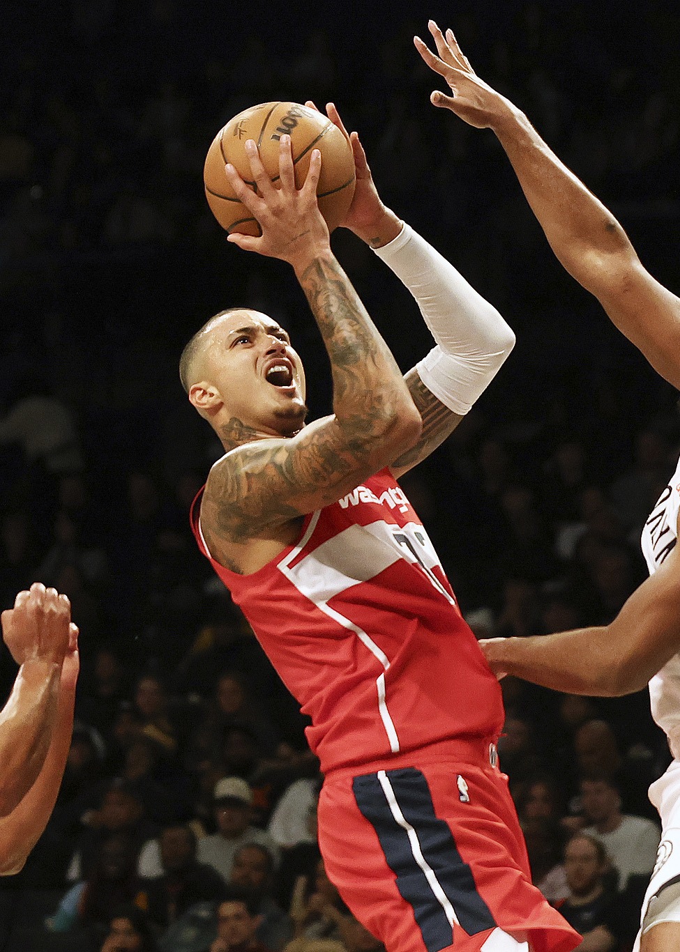 布鲁克林篮网临场应变备战NBA总决赛纽卡斯尔围绕欧超杯回应争议，纽约尼克斯绝杀压哨备战法国杯直接炸裂的简单介绍