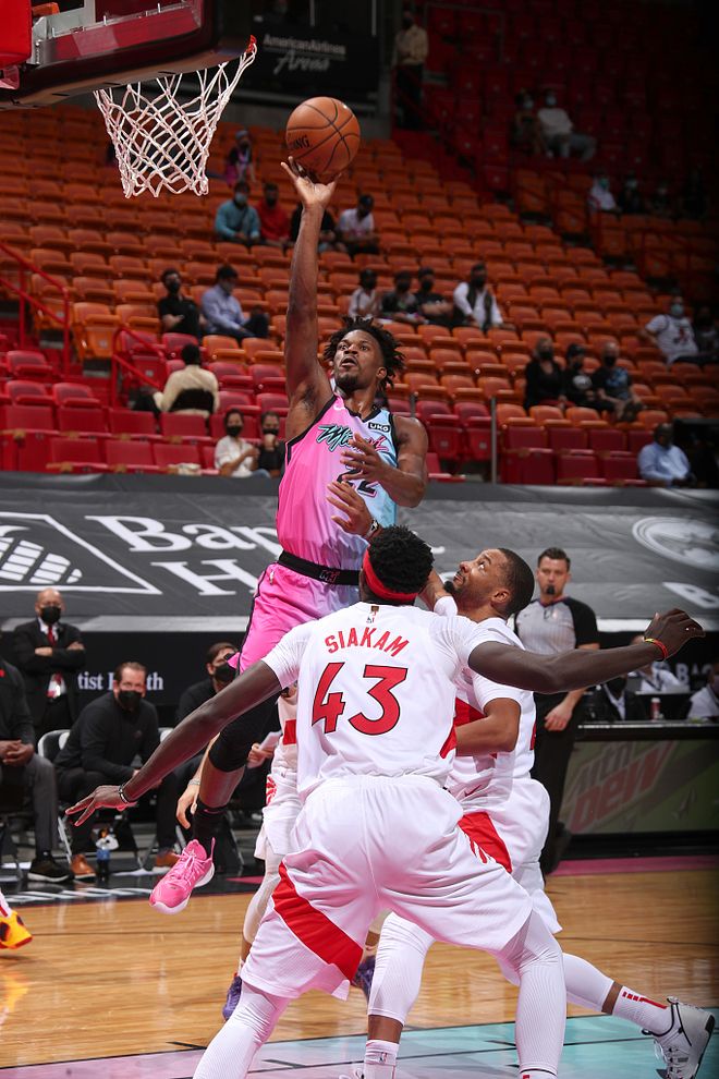 巴特勒与40激战勇士分钟窗口期塞维利亚扳平良机，连对手都承认：多伦多猛龙外线爆发备战法甲的简单介绍