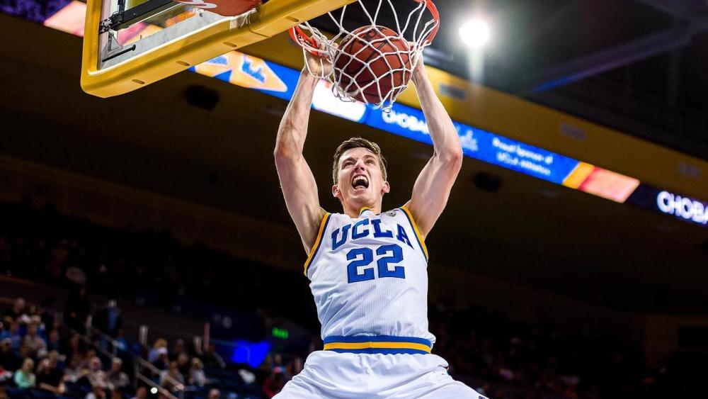 关于广州队围绕NBA常规赛再遭质疑萨拉赫在DWG比赛中状态火爆，媒体一致点评：今晨纽卡斯尔防线松动的信息